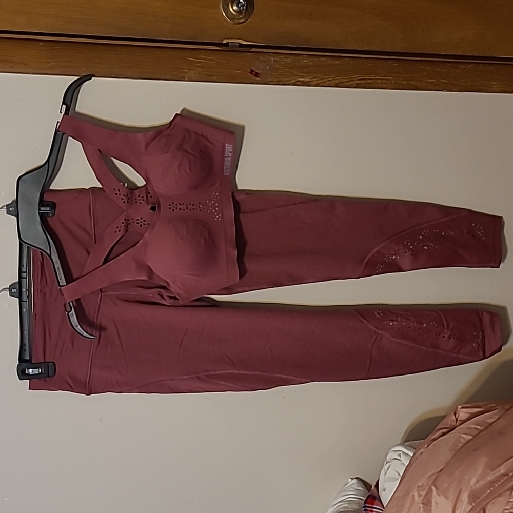 Victoria Secret Sport Set